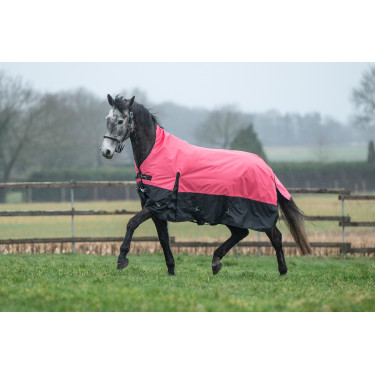 HKM Norwich highneck deken 600D 300g Koraal / zwart Rood HKM Norwich highneck deken 600D 300g Koraal / zwart Rood