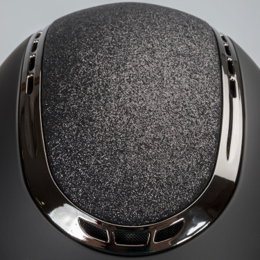 EQ3 Pardus Smooth Top helm met draaiknop Back on Track Zwart met glitters EQ3 Pardus Smooth Top helm met draaiknop Back on Track Zwart met glitters