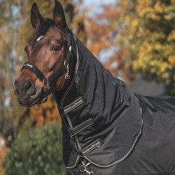 Back on Track Obsidian deken met hals Back on Track Obsidian deken met hals