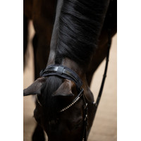 Eskadron kopstukbeschermer imitatiebont Zwart