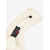 LeMieux Anatomic Dressurgurt-Schutz aus Merino+ Wolle Natuurlijk Bruin LeMieux Anatomic Dressurgurt-Schutz aus Merino+ Wolle Natuurlijk Bruin