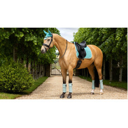 LeMieux Suede Dressuur Zadeldek Lagune Blauw LeMieux Suede Dressuur Zadeldek Lagune Blauw