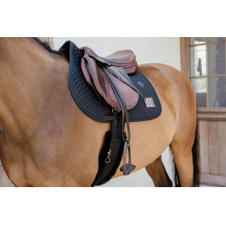 Wedstrijdzadeldek Fishbone met 2 nummers Kentucky Jumping Zwart Wedstrijdzadeldek Fishbone met 2 nummers Kentucky Jumping Zwart