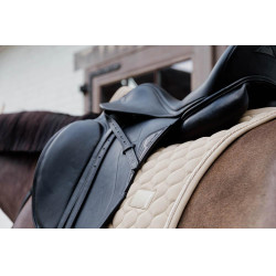 Tapijt ui quilt rubber logoo dressuur Kentucky Beige