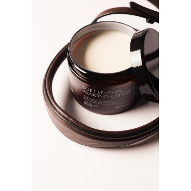 Zachte ledercrème met Amandel Grooming Deluxe Zachte ledercrème met Amandel Grooming Deluxe