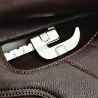 Bates Dressuurzadel+ Bruin Bates Dressuurzadel+ Bruin