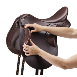 Veelzijdig zadel Bates Versa Bruin Veelzijdig zadel Bates Versa Bruin