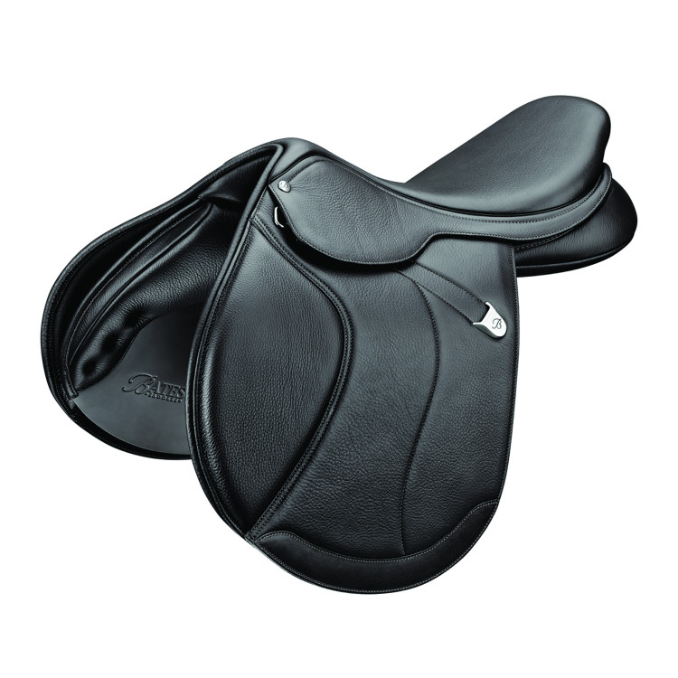 Selle Bates Caprilli Close Contact+ met vooruitgeschoven zweetblad