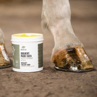 Ekinat droge-voeten zalf Ekinat droge-voeten zalf