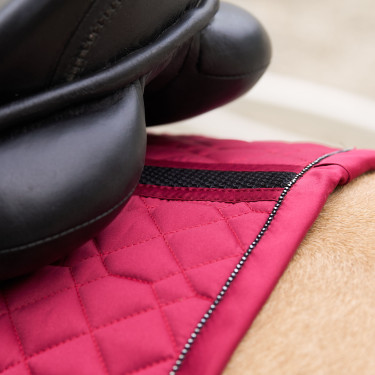 Zadeldek Euro-Star Cato GP Amarena Rood Zadeldek Euro-Star Cato GP Amarena Rood