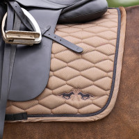 HV Polo Joan dressuur zadeldek Stro Bruin HV Polo Joan dressuur zadeldek Stro Bruin