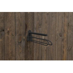 Metalen zadelhouder met steun voor zadeldek Grooming Deluxe by Kentucky Zwart Metalen zadelhouder met steun voor zadeldek Grooming Deluxe by Kentucky Zwart