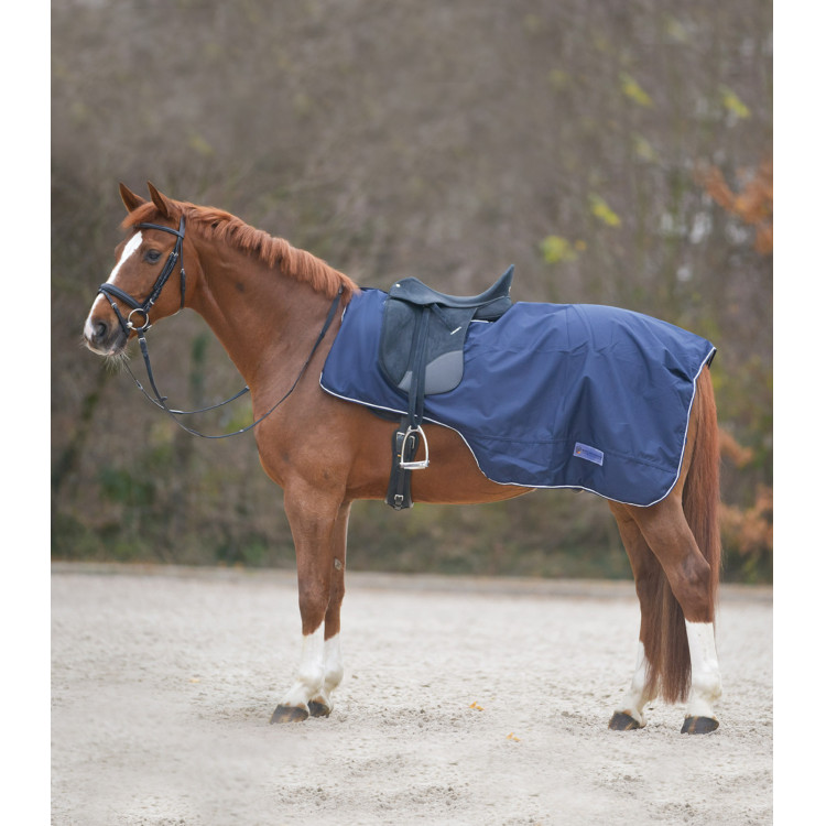 Regenhoes Waldhausen Comfort met uitsparing voor het zadel