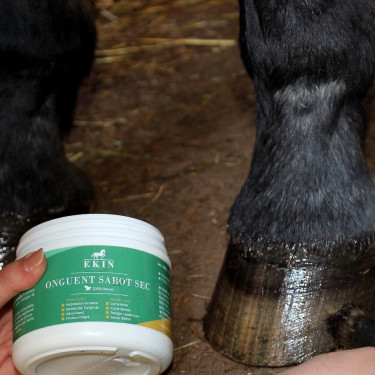 Zalf droge hoef emmer Ekin