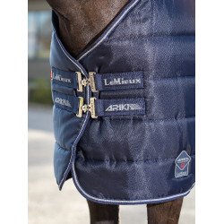 LeMieux Arika Stable-Tek Staldeken 200 g Marine Marineblauw