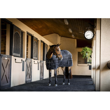 Horseware Amigo Ripstop Insulator 350g staldeken Zwart / zwart / zilver Horseware Amigo Ripstop Insulator 350g staldeken Zwart / zwart / zilver