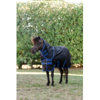 Horseware Amigo Ripstop 900D Plus Petite Turnout 200g deken Zwart / klassiek blauw Horseware Amigo Ripstop 900D Plus Petite Turnout 200g deken Zwart / klassiek blauw