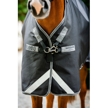 Horseware Rambo 1680D Turnout 450g VL deken Zwart / storm / zilvergrijs Horseware Rambo 1680D Turnout 450g VL deken Zwart / storm / zilvergrijs