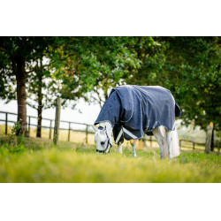 Horseware Rambo 1680D Turnout Plus 100g deken Marine / onweer / zilvergrijs Marineblauw Horseware Rambo 1680D Turnout Plus 100g deken Marine / onweer / zilvergrijs Marineblauw