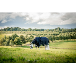 Horseware Rambo 1680D Turnout Plus 100g deken Marine / onweer / zilvergrijs Marineblauw Horseware Rambo 1680D Turnout Plus 100g deken Marine / onweer / zilvergrijs Marineblauw
