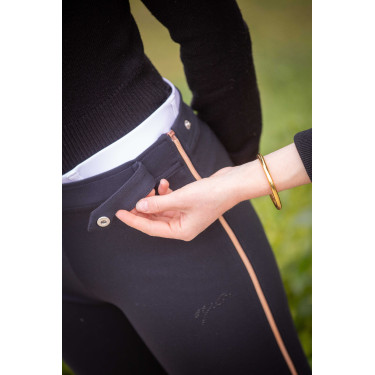 Overbroek Lola Pénélope Overbroek Lola Pénélope