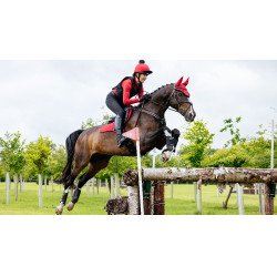 LeMieux Reflective Suede Close Contact Square Zadeldek Chilli Rood