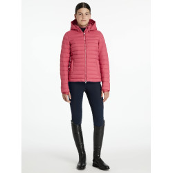 Gewatteerde jas met capuchon LeMieux Milly Young Rider Veenbes Roze Gewatteerde jas met capuchon LeMieux Milly Young Rider Veenbes Roze