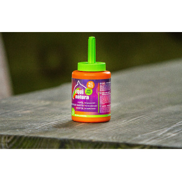 Hoefolie Equinatura met kwast 450 mL Hoefolie Equinatura met kwast 450 mL