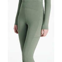 LeMieux Nell Young Rider geborstelde pull-on rijlegging Rozemarijn Groen LeMieux Nell Young Rider geborstelde pull-on rijlegging Rozemarijn Groen