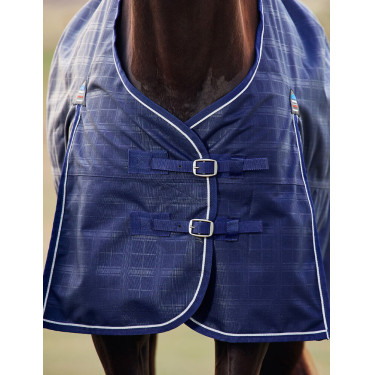Deken Weatherbeeta ComFiTec Prelim Turnout 220 g Gebreide marineblauwe plaid met reliëf Deken Weatherbeeta ComFiTec Prelim Turnout 220 g Gebreide marineblauwe plaid met reliëf