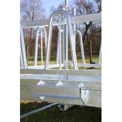 Vierkant hooiruif met dak Hobby Kerbl verzinkt 1,5 x 1,5 m 8 paarden