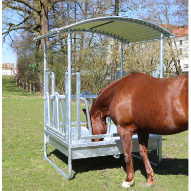 Vierkant hooiruif met dak Hobby Kerbl verzinkt 1,5 x 1,5 m 8 paarden Vierkant hooiruif met dak Hobby Kerbl verzinkt 1,5 x 1,5 m 8 paarden