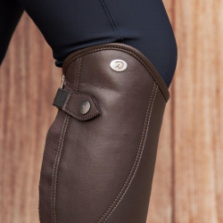 Mini Chaps Pro Dy'on Bruin Mini Chaps Pro Dy'on Bruin