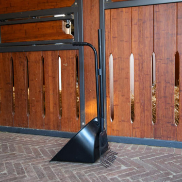 Mestschuiver & Hark Grooming Deluxe van Kentucky Zwart