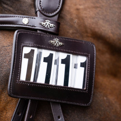 HV Polo Legacy hoofdstelnummer Chocoladebruin HV Polo Legacy hoofdstelnummer Chocoladebruin