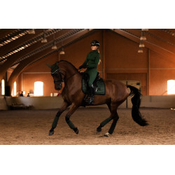 Dressuurdekje Equestrian Stockholm Performance Sycomoregroen