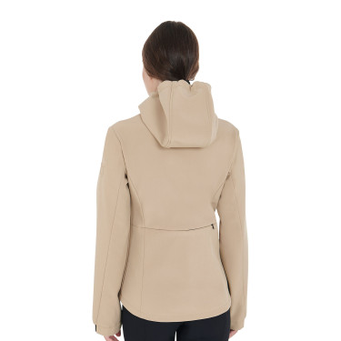 Aangesloten softshell damesjas met verborgen zakken Equestro Beige