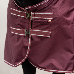 Imperial Riding Basic paddockdeken zonder halsdeken 200 g Diep rood