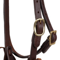 Eén-oor hoofdstel Pool’s messing met keelriem Geolied Eén-oor hoofdstel Pool’s messing met keelriem Geolied