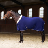 Fleece deken Imperial Riding Essential Marine Marineblauw Fleece deken Imperial Riding Essential Marine Marineblauw