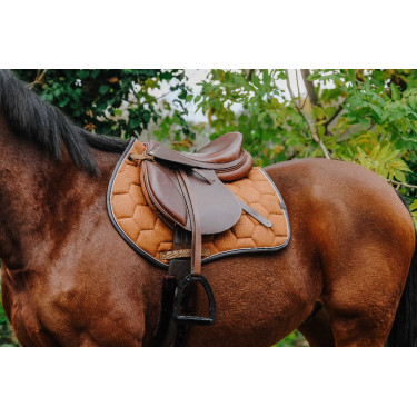 Zadeldek Equithème Quadri Kameel Bruin
