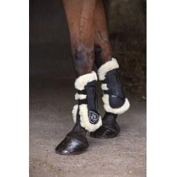 Norton XTR beenstukken synthetische schapenvacht Zwart