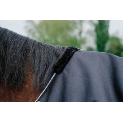 Equithème TYREX 600D deken Zwart Equithème TYREX 600D deken Zwart