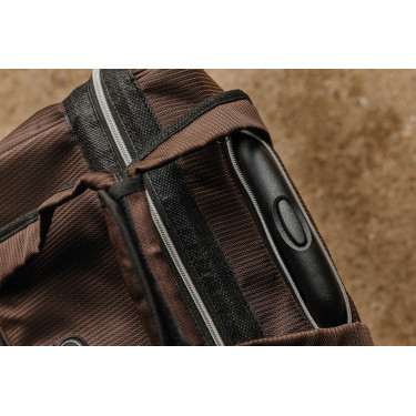 Poetstas op wieltjes Equithème Bruin