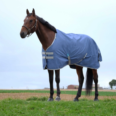 Equithème Tyrex 600D gerecycleerde deken Marineblauw Equithème Tyrex 600D gerecycleerde deken Marineblauw