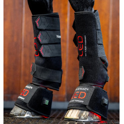 Horseware therapeutische peesbeschermers met rood LED-licht Zwart / zwart