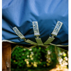 Horseware Amigo 1200D FieldSafe Plus turnoutdeken 250 g Marine / titaangrijs / zilver Marineblauw Horseware Amigo 1200D FieldSafe Plus turnoutdeken 250 g Marine / titaangrijs / zilver Marineblauw