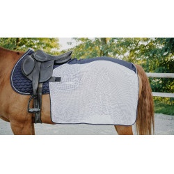 Vierkante Equithème Flycool-zadeldek voor de achterhand Marine / wit Blauw Vierkante Equithème Flycool-zadeldek voor de achterhand Marine / wit Blauw