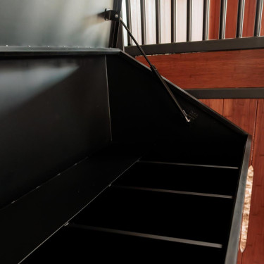 Aluminium voerbox Grooming Deluxe by Kentucky met wielen Zwart Aluminium voerbox Grooming Deluxe by Kentucky met wielen Zwart