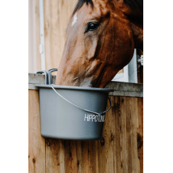 Hippotonic voederbak met haken en handvat Donkergrijs